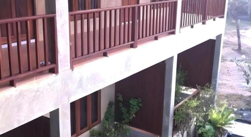 Phutawanchomdow Hotel Amphoe Tha Li Bagian luar foto