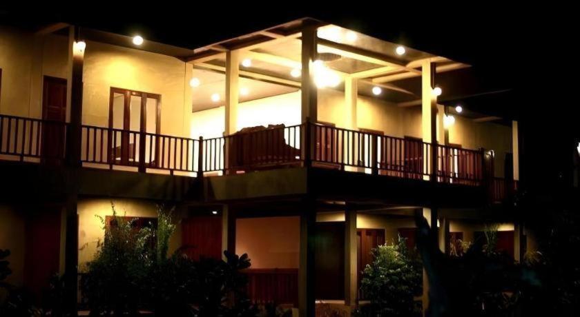 Phutawanchomdow Hotel Amphoe Tha Li Bagian luar foto